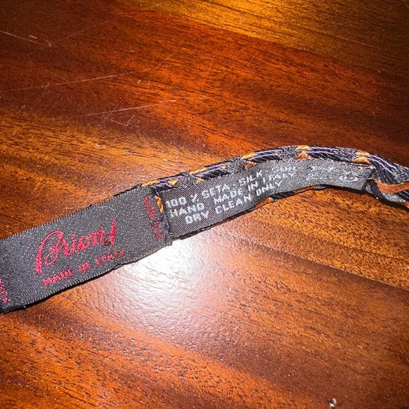 BRIONI Silk Bow Tie - Picture 3 of 3